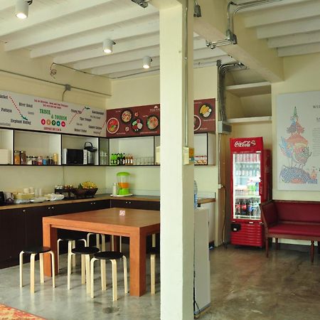 Sabye Club Hostel Bangkok Zewnętrze zdjęcie